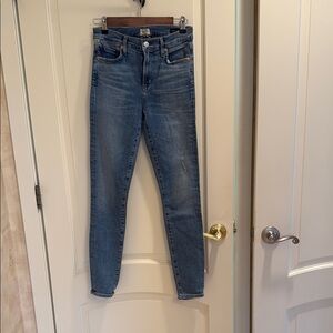 Citizens Of Humanity Blue Skinny Jeans with Tapered Fit